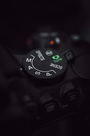 camera-7257968_1920